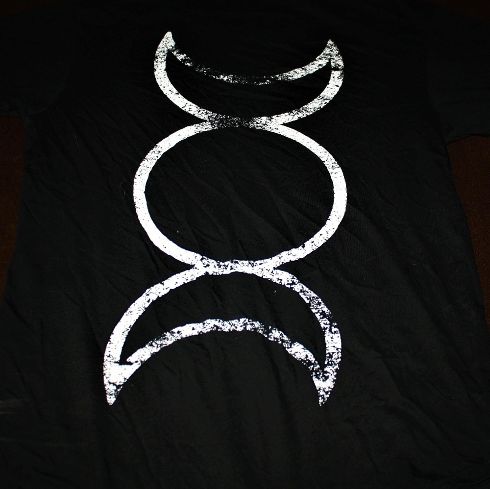 BLACKCRAFT CULT M TRIPLE MOON TEE KILLSTAR WICCA